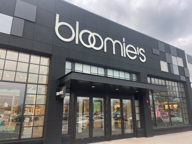 Bloomie's facade